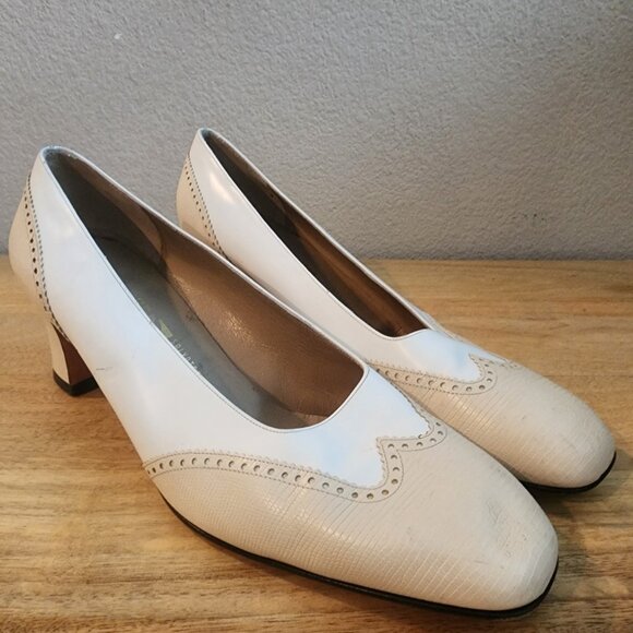 Salvatore Ferragamo Womens Low Pump Heel Square Toe Leather White Beige Size 10B